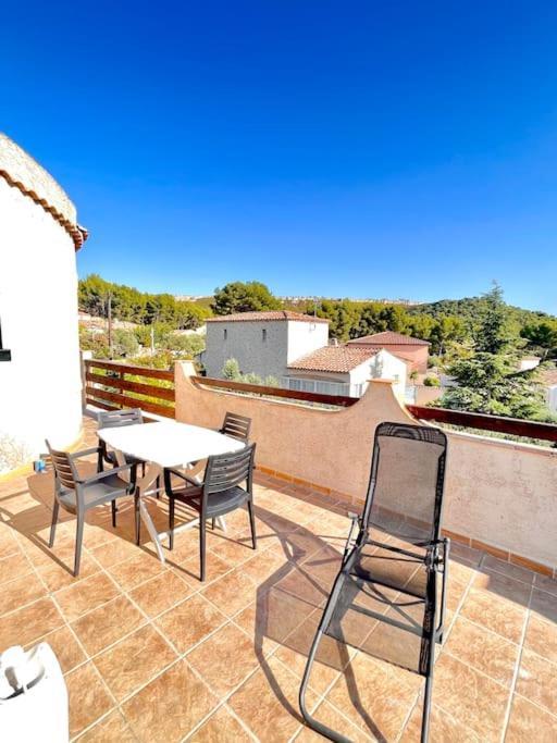 Appartement Proche Aeroport Marseille Marignane - Studio Confortable - Logement Ideal - Hebergement Tout Equipe Rognac Esterno foto