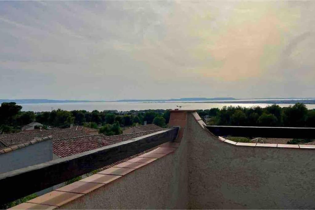 Appartement Proche Aeroport Marseille Marignane - Studio Confortable - Logement Ideal - Hebergement Tout Equipe Rognac Esterno foto